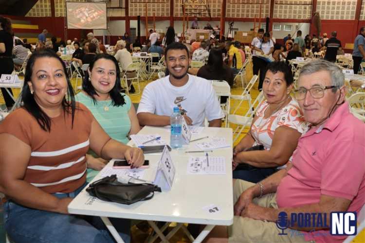 Grande público prestigia noite festiva do SIM no Panelão em Pompeia