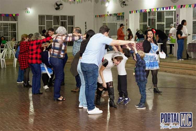 🎉 Arraiá na Sociedade Recreativa de Pompeia reúne muita animação e tradição