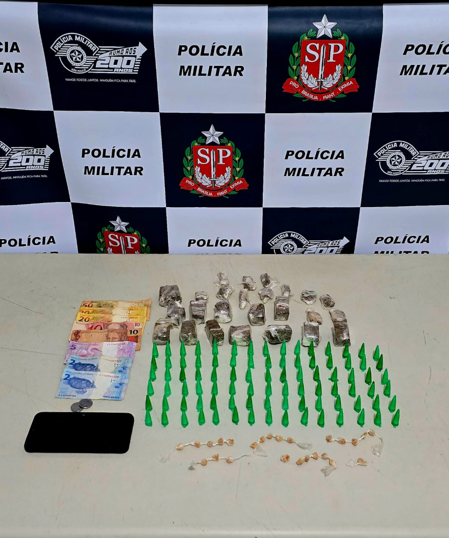 Dupla é presa por tráfico de drogas no Jardim José Januário, em Pompeia