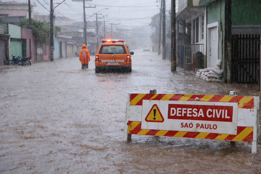 Chuvas intensas colocam regiões do interior e litoral de SP em estado de atenção
