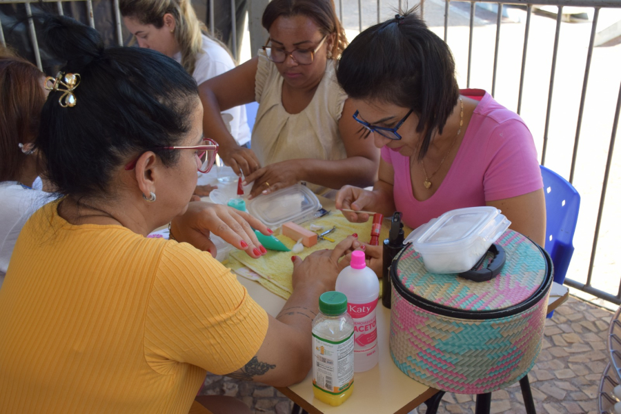 Pompeia realiza programação especial pelo Dia Internacional da Mulher com serviços gratuitos na Praça da Matriz