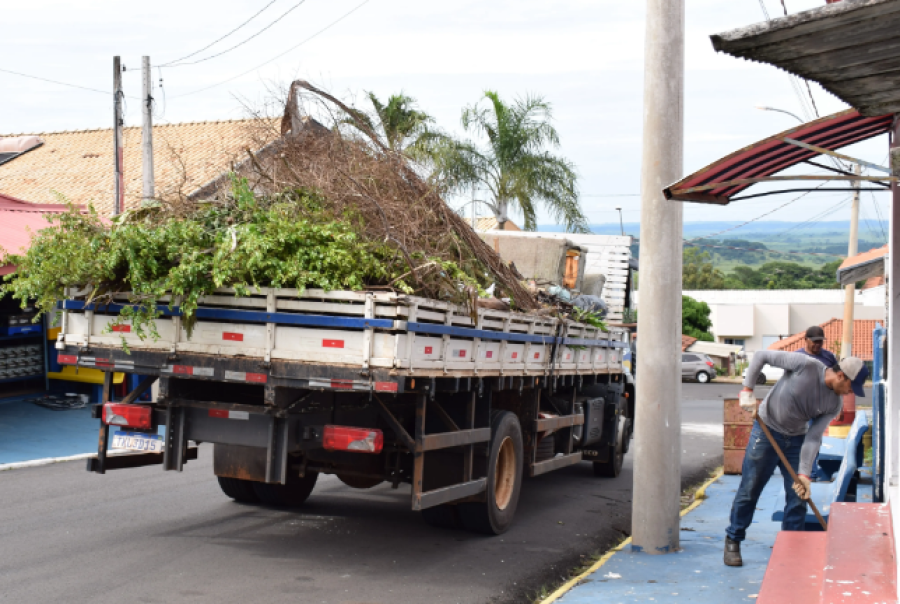 Mutirão contra a dengue em Pompeia encontra focos com larvas e amplia fiscalização sanitária