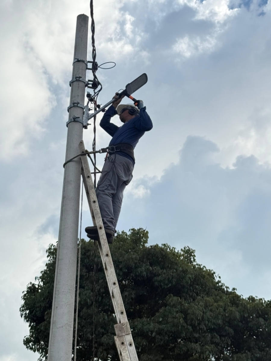 Pompeia inicia troca de iluminação por LED em vias estratégicas da cidade