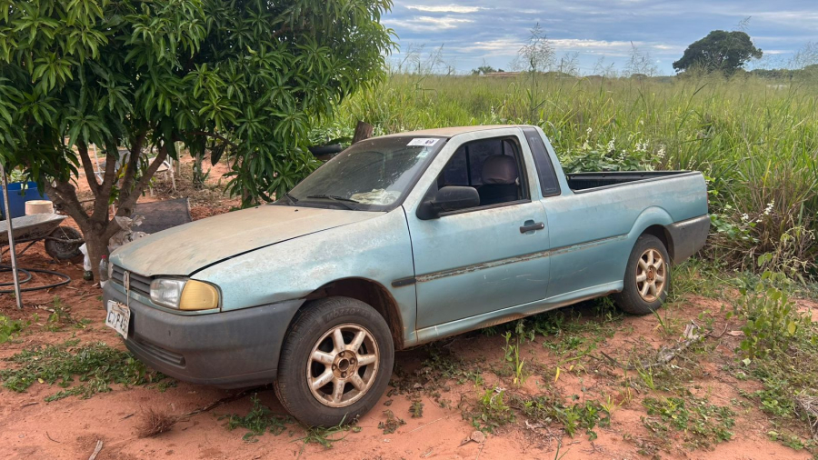 Veículo furtado é recuperado pela PM em Queiroz após denúncia e imagens de câmeras