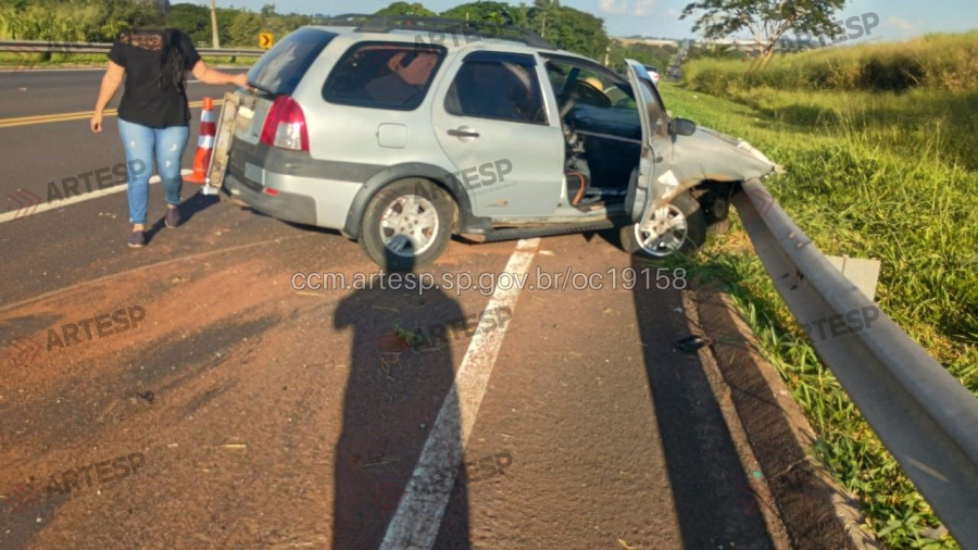 Motorista morre após passar mal e sofrer acidente na SP-294 em Herculândia