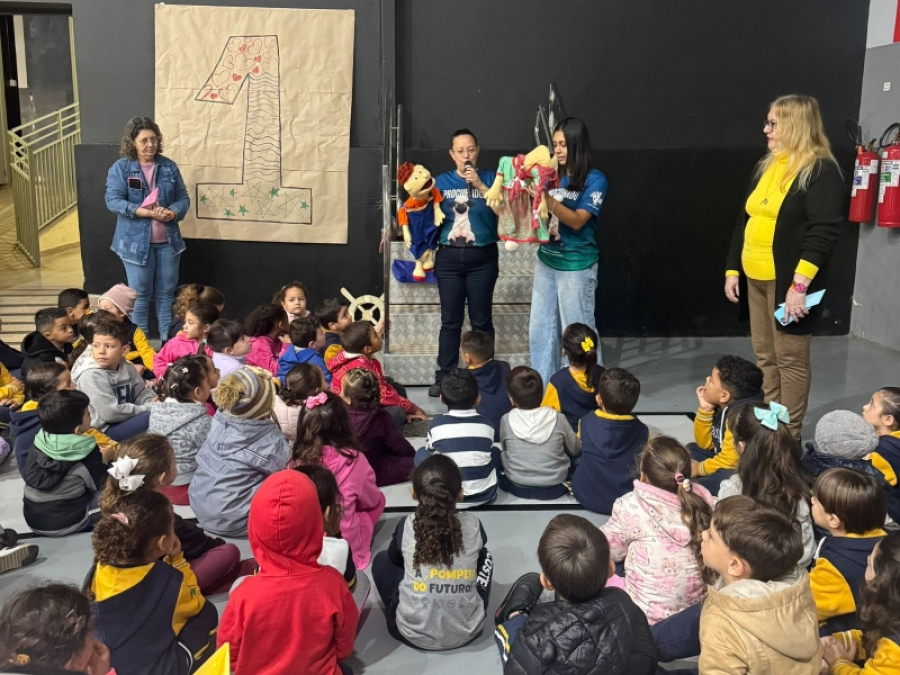 Rede Municipal de Pompeia promove ações de conscientização do Maio Laranja nas escolas