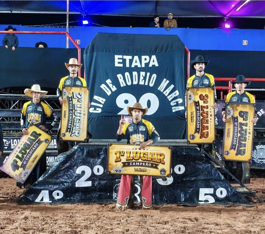 Peão de Pompéia conquista título no rodeio em touros da EXPORAMA 2026 em Mato Grosso do Sul