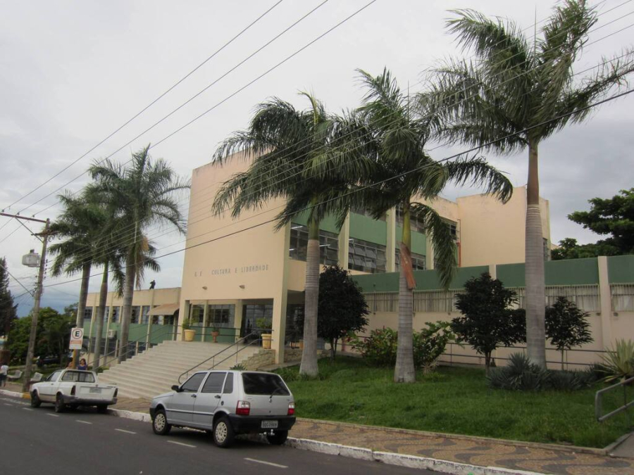 Escola Cultura e Liberdade de Pompeia amplia número de estagiários e se destaca no Estado