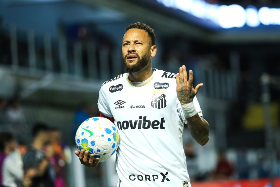 Neymar marca duas vezes, evita derrota do Santos e garante empate emocionante com a Chapecoense na Vila Belmiro