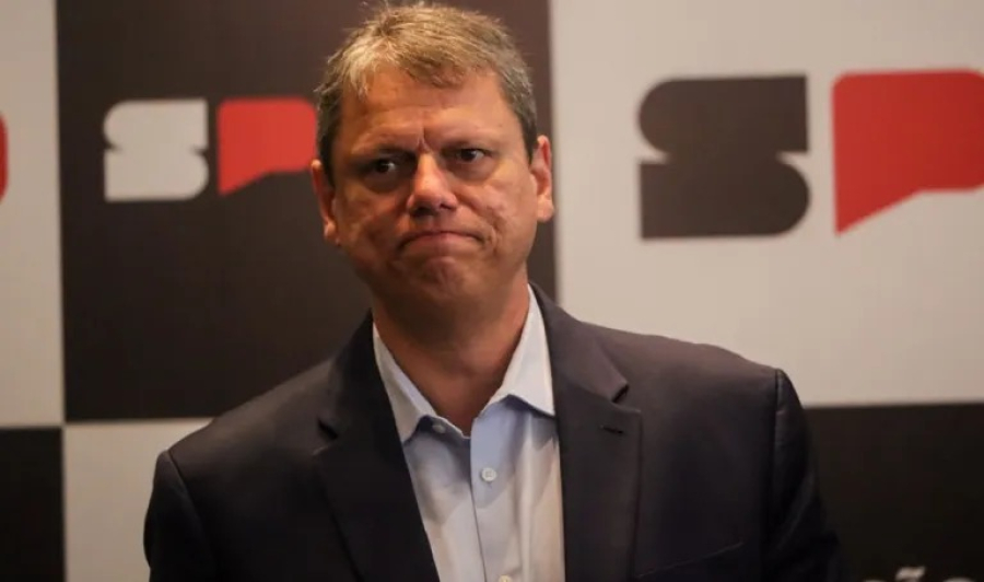 Tarcísio critica política econômica do PT e Haddad rebate em debate na Band