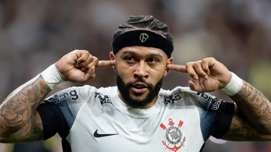 Fora do Corinthians, Memphis Depay entra na mira de Flamengo e Vasco